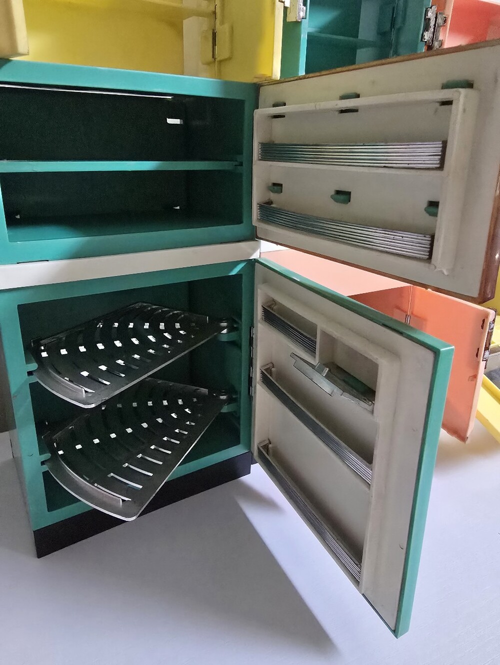 DeLux Reading 1960s Vintage Toy Dream Kitchen Set - Picture 6 of 16